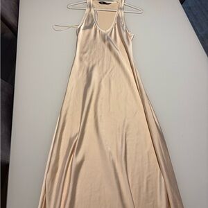 Elegant Cream Sleeveless Dress